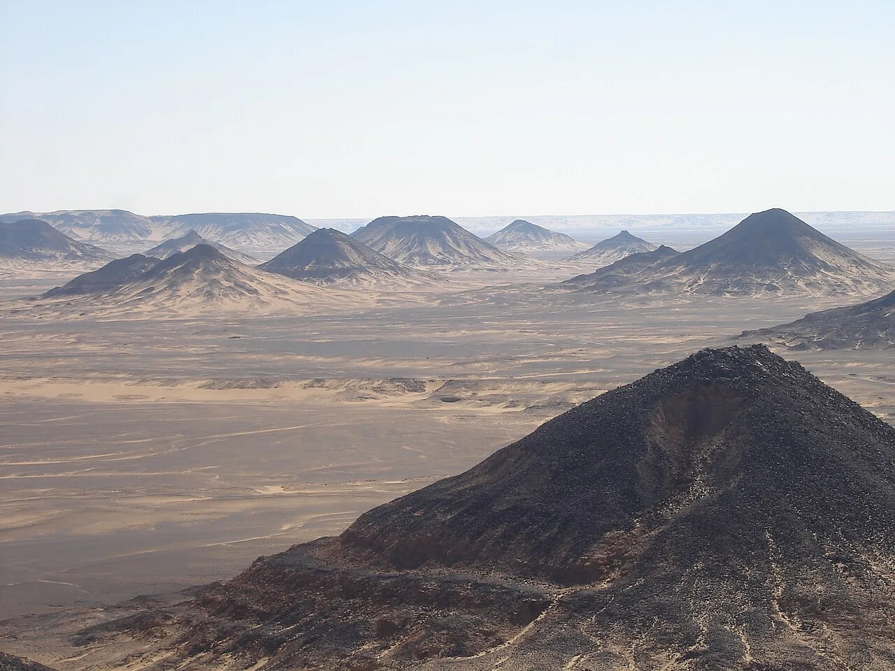 Black Desert — Bahariya Oasis